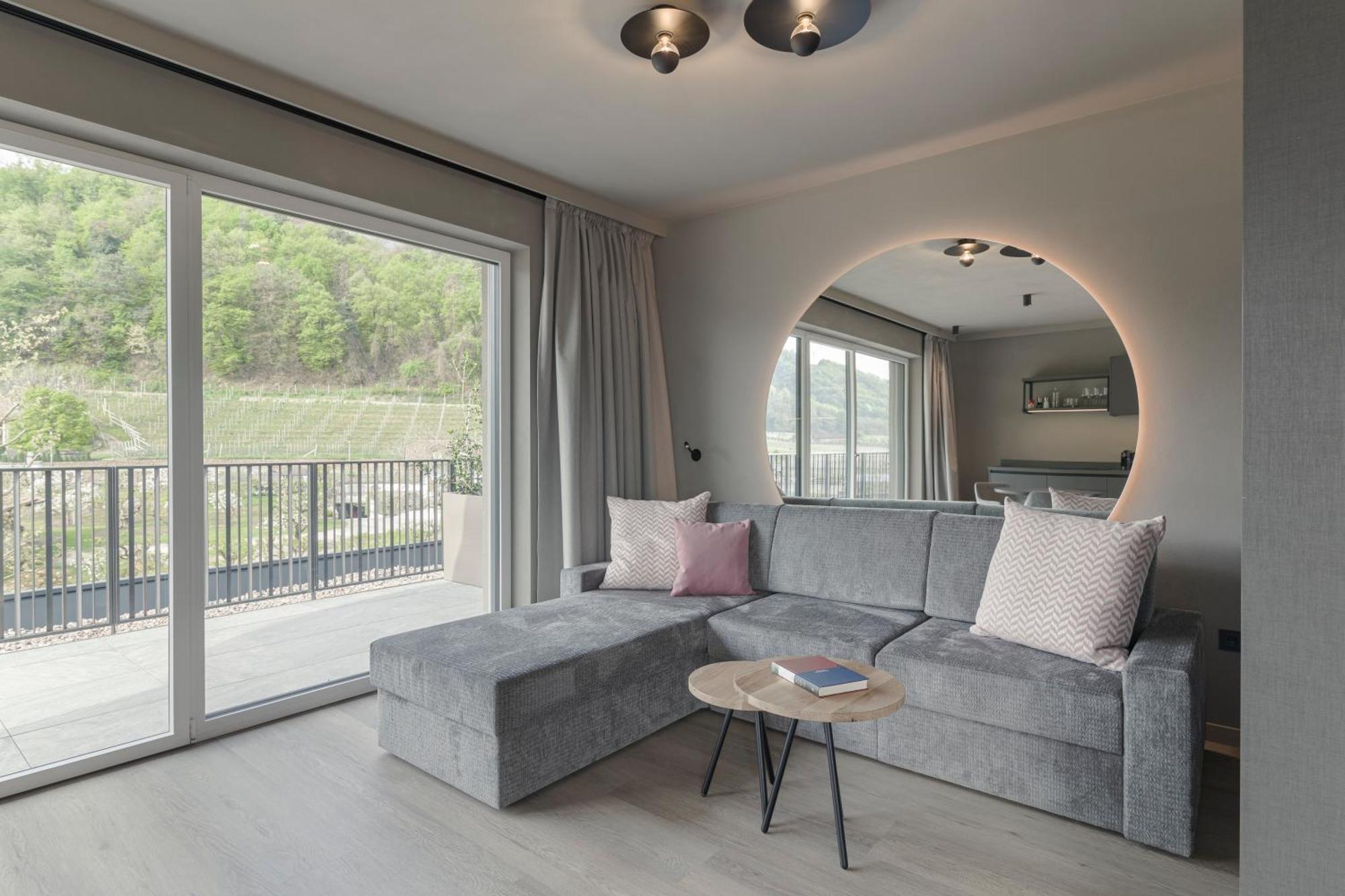 Belia Lofts - Adults Only - Apartments Appiano Sulla Strada Del Vino Zewnętrze zdjęcie