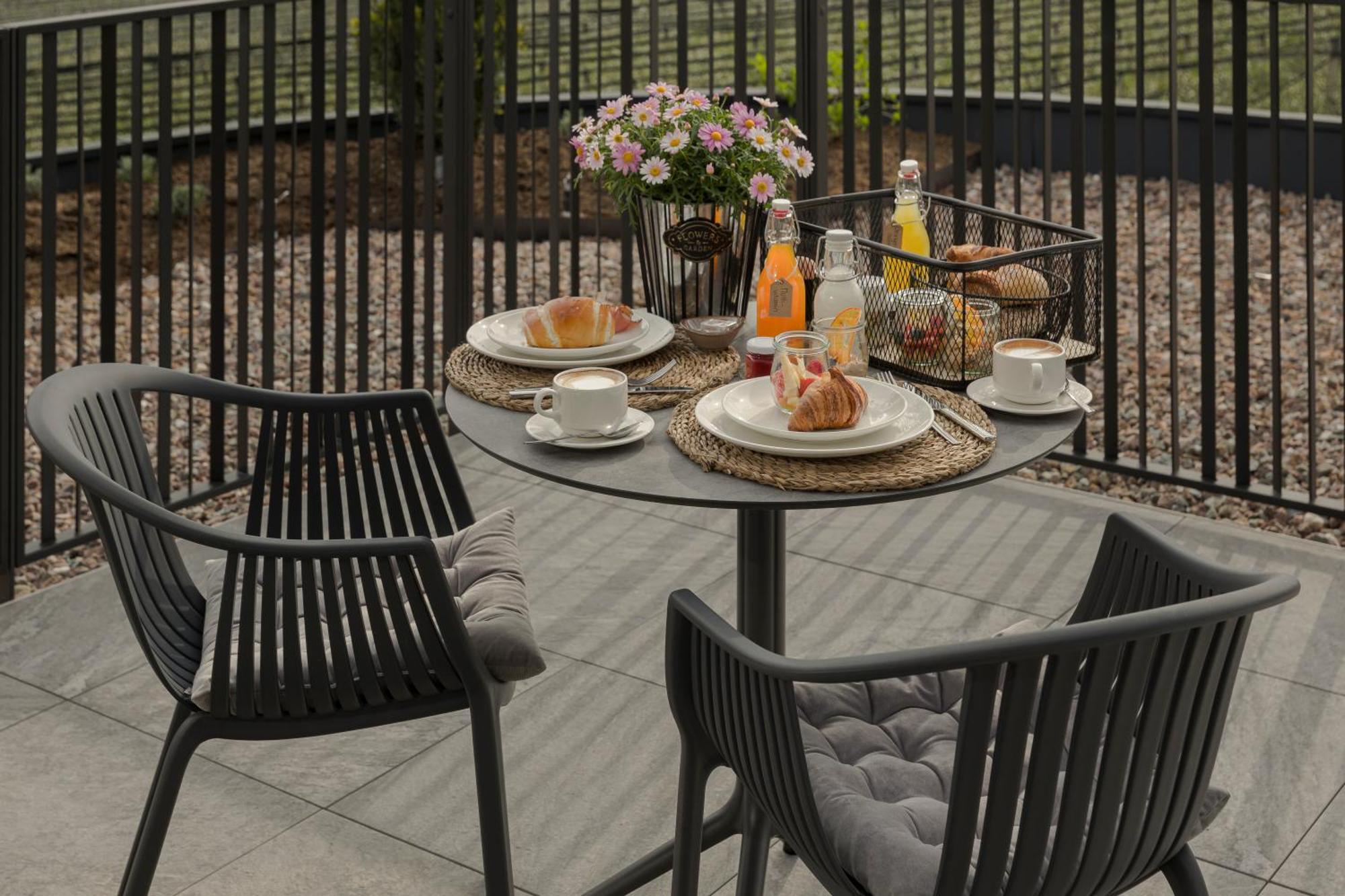 Belia Lofts - Adults Only - Apartments Appiano Sulla Strada Del Vino Zewnętrze zdjęcie