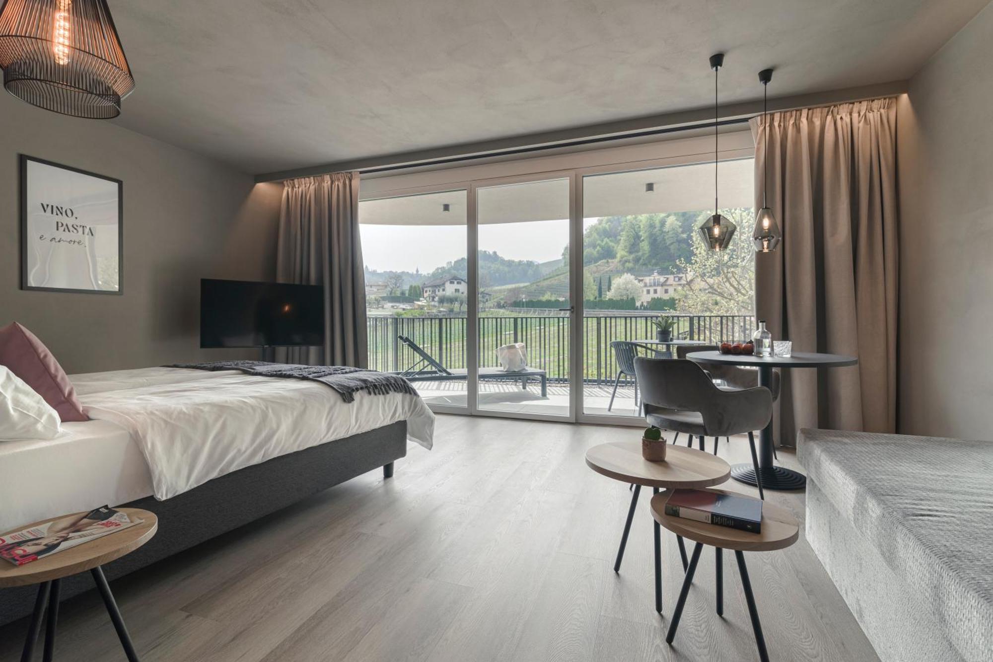 Belia Lofts - Adults Only - Apartments Appiano Sulla Strada Del Vino Zewnętrze zdjęcie